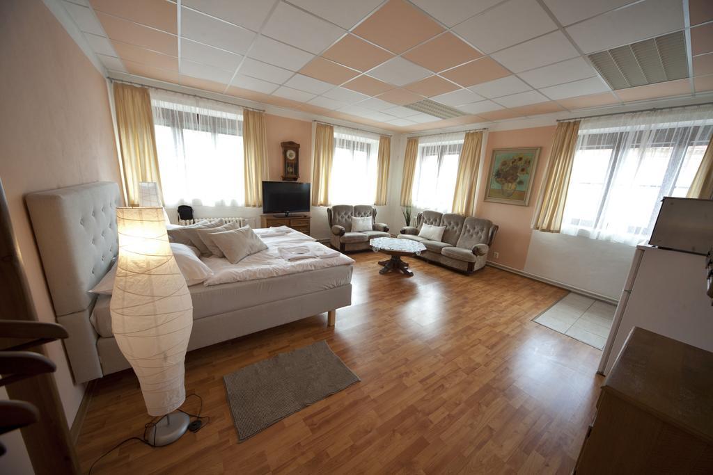 U Heligonky Hotel Brno Room photo